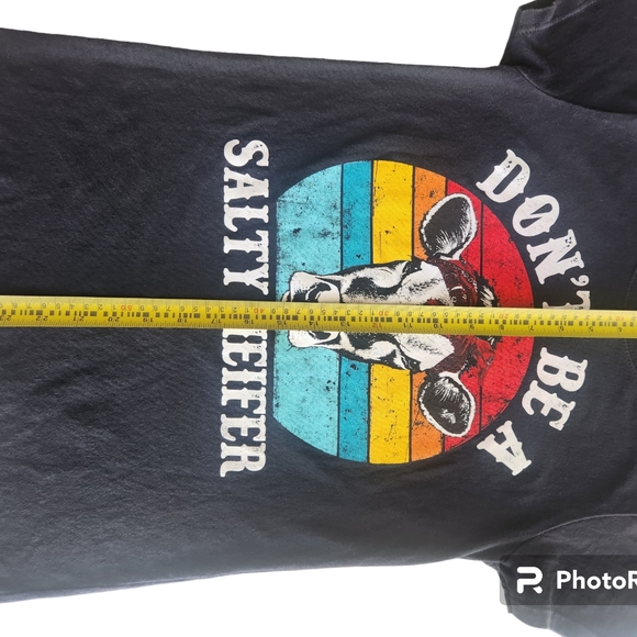 Women's Graphic Tee Don't be a Salty Heefer Sz Small Cow Print Black Colorful - Picture 3 of 5